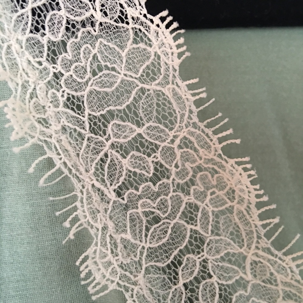 Chantilly Lace Trimmed LS Top - Picture 5 of 5
